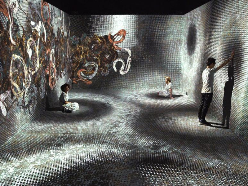 شركة متخصصة في التركيبات ثلاثية الأبعاد تسيطر على باريس